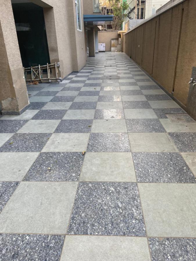 Art House Vasant Vihar * New Delhi